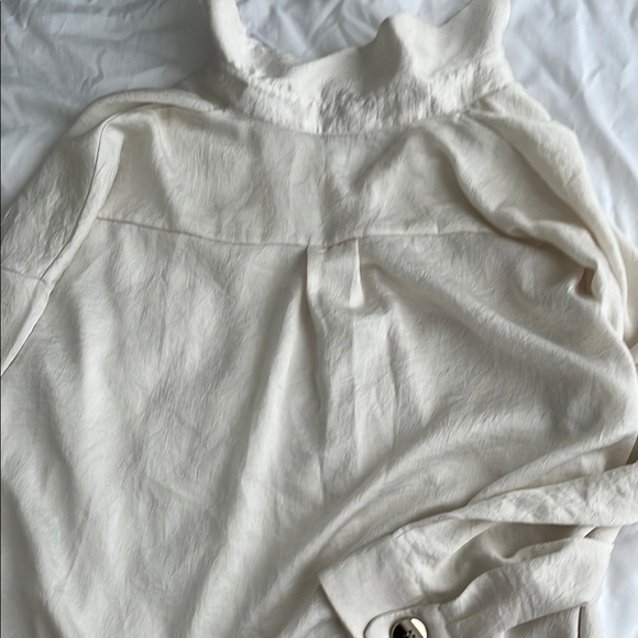Zara Cream Long Button-Up Blouse - Picture 7 of 7